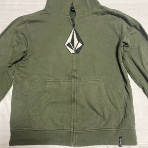 k44 VOLCOM パーカー サイズXL表記 中国製