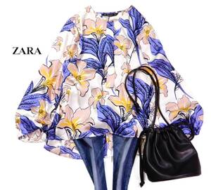 ザラ ZARA BASIC 大人素敵スタイル☆ 微光沢 手書き風花柄 フラワー ふっくらタック入り袖 デザイン プルオーバー シャツ ブラウス XS