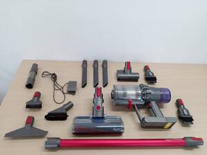 ★【BE-0632】dyson　ダイソン　SV14　V11　コードレスクリーナー　掃除機　ヘッド　112232-12　158685　通電確認済　簡易清掃済