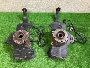 q1033246817 ALFAROMEO　アルファロメオGT　93720L　右ハンドル　純正　フロント　ハブナックル　左右