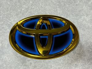 TOYOTA エンブレム　Candy gold 約15×10.5cm／171