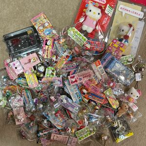 Sanrio ハローキティ ご当地キティ 根付　ストラップ　マスコット　ぬいぐるみ　非売品　当時物　平成レトロ　110以上