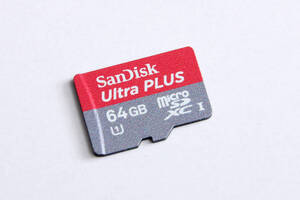 64GB microSDXC I カード SanDisk Ultra PLUS