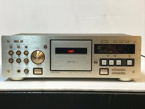 TEAC　カセットデッキ　V-6030S　再生・録音できない。　ジャンク品　保証なし