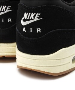 3D【特価/Used/良品/入手困難】NIKE AIR MAX 1 ESSENTIAL BLACK/SAIL/Jordan sb force atmos AIRMAX dunk acg supreme 1 2 4 95 97 90 