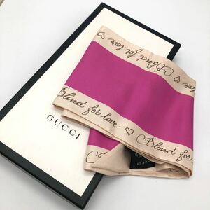 GUCCI グッチ スカーフ Blind for love ピンク シルク P3439