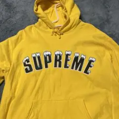 【早い者勝ち】Supreme パーカー