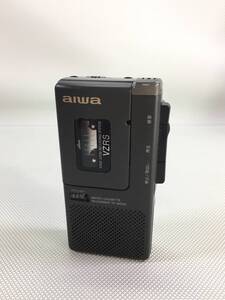 S2084○aiwa アイワ マイクロカセットレコーダー カセットプレーヤー 録音/再生 TP-M300 通電OK