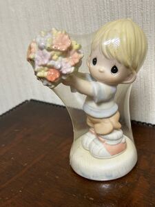 プレシャスモーメント 男の子　花束