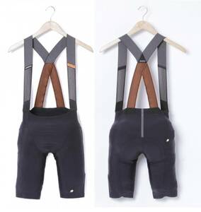 ◆ 新古品：使用回数２回、送料無料 ◆　ASSOS（アソス）　ビブショーツ　EQUIPE RS SCHTRADIVARI Bib Shorts S11　 男性 XSサイズ