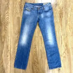 DIESEL ストレートデニム【W25 L30サイズ】