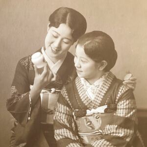 ◆ 戦前 女優 初代 水谷八重子 化粧品 広告写真 ◆ 古写真 大正 昭和 b