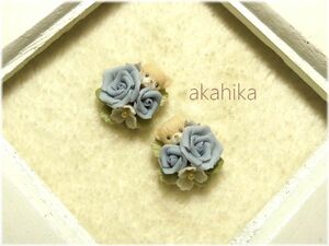 akahika*樹脂粘土花パーツ*ちびくま左右対称ブーケ・薔薇・ブルー