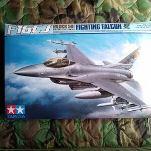 ロッキード マーチン F-16CJ [ブロック50] ファイティング ファルコン （1/32スケール エアークラフト No.15 60315） タミヤ 未組立 