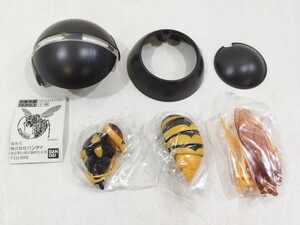 管理1351 BANDAI バンダイ いきもの大図鑑 ガシャポン スズメバチ 未組立