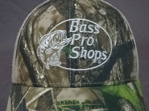 激レア USA購入 アメリカ フィッシング系 バスプロショップス【BASS PRO SHOPS】USA国旗 ロゴ刺繍入り カモフラ柄メッシュCAP 中古良品