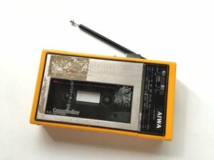 AIWA HS-J2 カセットプレーヤー カセットボーイ カセットプレーヤー アイワ cassetteboy◆ジャンク品 [4471JW]