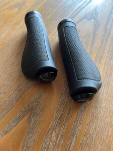 BROOKS ERGONOMIC RUBBER GRIP BLACK