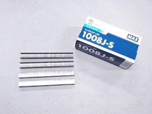 ●MAX ステンレス ステープル 1008J-S 400本 ＞ 肩幅10mm 足長8mm 国産 バイク オートバイ 原付 水上 エア エアー タッカー シート 針