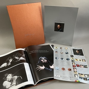 MS2171 限定品 FREDDIE MERCURY フレディー・マーキュリー コレクション 1973-2000 CD10枚＋DVD2枚 120ページハードブック ブックレット付