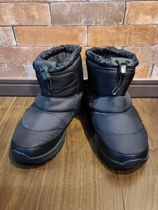 【美品（外で使用なし）】THE NORTH FACE ノースフェイス ヌプシ ブーティ BLK/26cm ショート丈 ナイロン 防寒シューズ