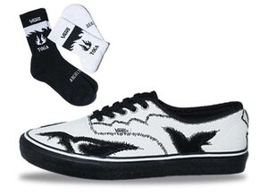 TOGA Vans Authentic "White/Black" (with Socks Pair Set) 28cm TOGA-VANS-AUTH-WT-BK-WITH-SOCKS