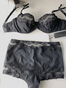 75B+M☆Andres Sarda　アンドレサルダ海外高級ランジェリー