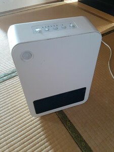 セラミックファンヒーター アイリスオーヤマ 人感センサー セラミックヒーター　ヒーター　暖房　暖房器具　電気ヒーター