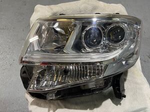 LA600S タントカスタム ヘッドライト ヘッドランプ 左