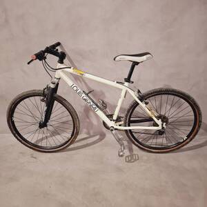 24c/800568-1/YY5000/023-13/自転車 LOUIS GARNEAU ルイガノ XC Bart MTB マウンテンバイク ホワイト 26インチ