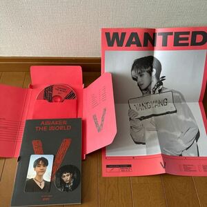 美品　WayV　威神V　AWAKEN THE WORLD　ファーストアルバム CD ヤンヤン ポスター クン トレカ ウィンウィン サクカ サークルカード セット