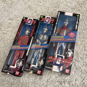 当時もの！新品・未開封品/バンダイ/DXアクション ウルトラマンダイナ＋ダイナスーツ２種まとめ