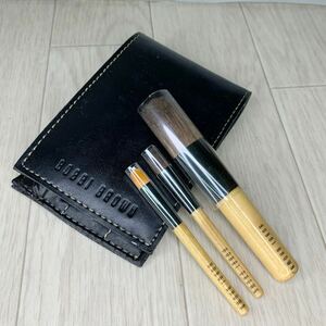 T61203 BOBBI BROWN メイクブラシセット ケース付 携帯用　ボビーブラウン