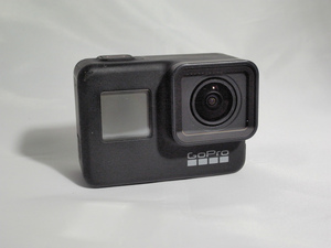 中古　GoPro HERO 7 BLACK　本体 マウント レンズキャップ 予備バッテリー付き