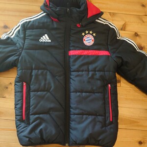 ★レア品 FC bayern munchen バイエルンミュンヘン ダウンジャケット 中綿ジャケット adidas サッカー ドイツ サイズM mia sam mia★