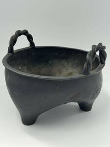  時代 在銘 古銅双耳三足香炉 /中国美術 朝鮮美術 中国古玩　時代物　置物 香炉 銅製 置物「5040」
