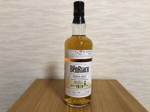 ベンリアック 1979 リミテッド リリース／32年 カスクストレングス 47,8%／BenRiach 1979 LIMITED RELEASE CASK STRENGTH AGED 32 YEARS 