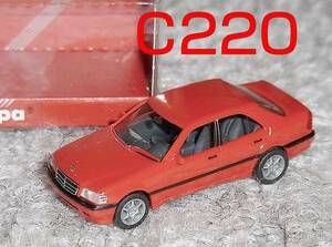 1/87メルセデス ベンツC220 (W202) レッド Mercedes Benz