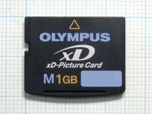 ★オリンパス xD ピクチャーカード Ｍ １ＧＢ 中古★送料８５円・１８５円