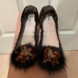 新品未使用！ミュウミュウ miu miu フラットシューズ 37 ミンク