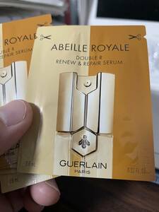 送料込　ゲラン GUERLAIN アベイユ ロイヤル ダブルR セロム 0.6ML x 20包