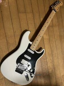 FENDER MEX Player Stratocaster Floyd Rose HSS Polar White Maple フェンダー メキシコ　純正ソフトケース付き