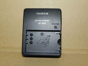 富士フイルム FUJIFILMBC-65N バッテリーチャージャー(中古品)