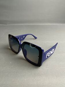 ■【美品】1円〜 FENDI フェンディ　602 C3 サングラス 青