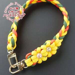 No.63【ハンドメイド　パラコード　ハンドストラップ　スマホストラップ　携帯ストラップ　パラコードストラップ◆