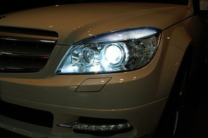 メルセデス ベンツ Cクラス W204 HID バルブ D1S 6000K 2個 1セット 純正 交換 用 ロービーム