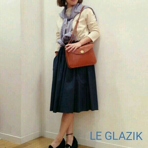 新品同様★『LE GLAZIK』◆日本製◆スカート◆定価￥19440◆