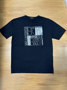 BURBERRY BLACK LABEL バーバリーブラックレーベル　黒カットソー Tシャツ 英字