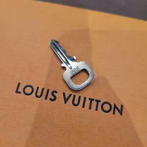 美品 Louis Vuitton パドロック カデナ 南京錠 ルイヴィトン 鍵 シルバー　番号　309　送料63円～