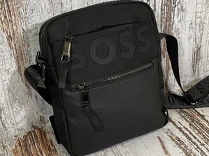 HUGO BOSS　 ショルダーバッグ　 ボディバッグ　 サコッシュ　 斜め掛け　ブラック